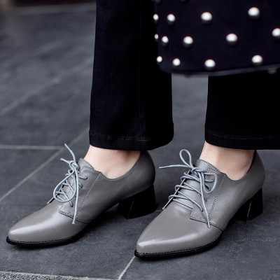 2017春季新款英伦风粗跟单鞋女真皮尖头高跟