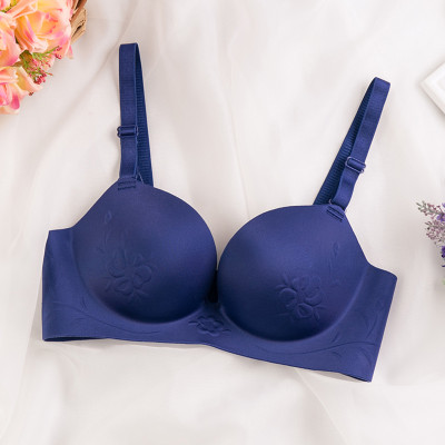 梦娜品彩一片式无痕透气女士内衣调整型无钢圈提花文胸怎么样 好不好